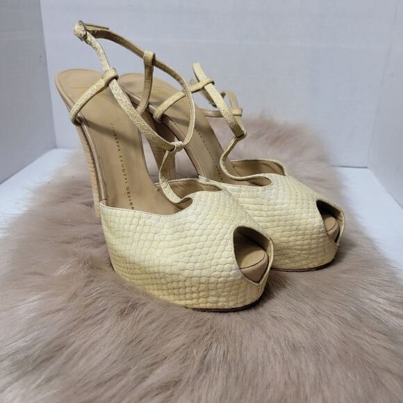 Giuseppe Zanotti Sand Open Toe T-strap Hidden Platforms - Picture 1 of 8